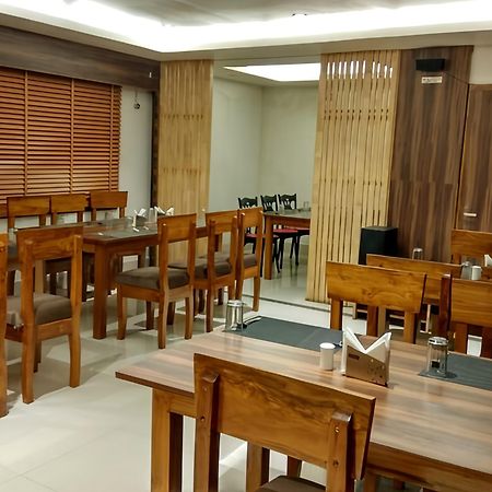 Hotel Oishi Plaza Mukutmanipur Bagian luar foto