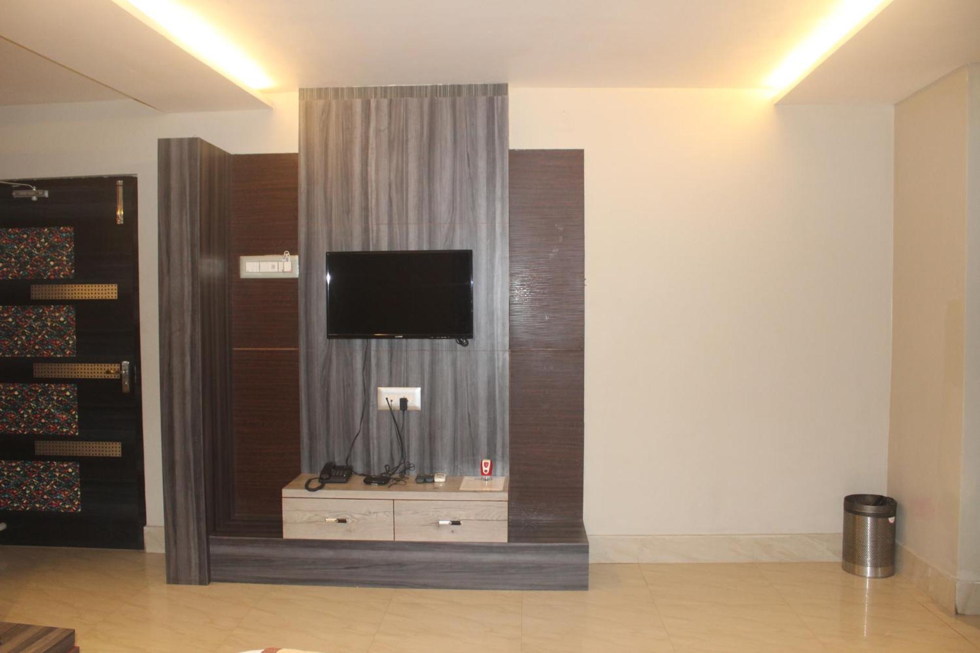 Hotel Oishi Plaza Mukutmanipur Bagian luar foto